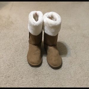 NWOT Faux Suede Furry Boots
